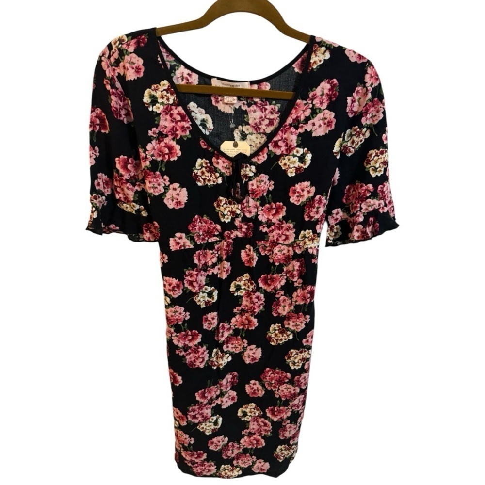 Band of Gypsies Floral Dress with ruffled sleeves